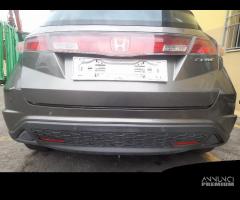 PARAURTI SUP. POST. HONDA CIVIC «VIII» (2006) - 1