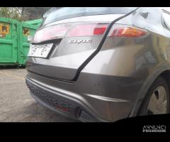 PARAURTI SUP. POST. HONDA CIVIC «VIII» (2006) - 4