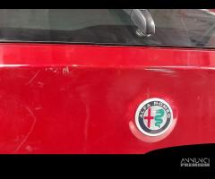 PORTELLO POST. ALFA ROMEO STELVIO (2017)