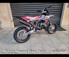 Fantic Motard 50 XM PERFORMANCE 2 Tempi Bianca - 4