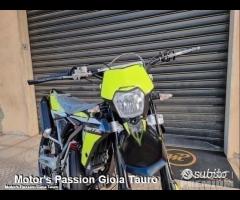 Fantic Motard 50 XM PERFORMANCE 2 Tempi Nera - 8