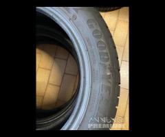 Goodyear 225/55 R18 102V M+S invernali - 3