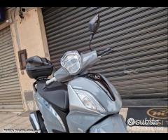 SYM Symphony 125 ST ABS E5 Pastello Motor's Passio - 7