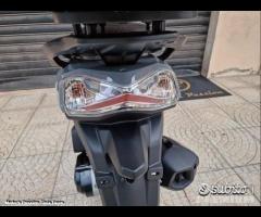 SYM Symphony 125 ST ABS E5 Pastello Motor's Passio - 17