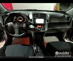 TOYOTA RAV4 2.2 D136 CV Luxury PROMOZIONE - 10