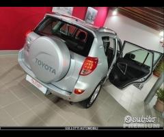 TOYOTA RAV4 2.2 D136 CV Luxury PROMOZIONE - 18