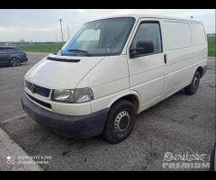 Ricambi usati VW TRANSPORTER T4 (2.5 DIESEL) - AJT