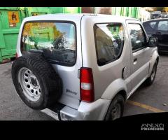 SCOCCA / CABINA SUZUKI JIMNY «I» (1999)