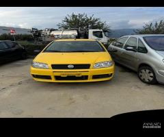 Auto completa per ricambi FIAT PUNTO '03