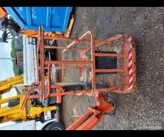 PIATTAFORMA AEREA SEMOVENTE JLG - 10