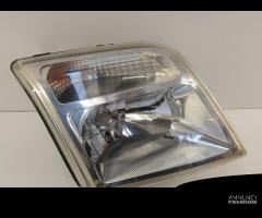 Faro ant dx FORD TRANSIT CONNECT '02