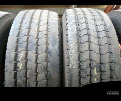 2 GOMME USATE ESTIVO 285/70 R 19.5 - TP962071