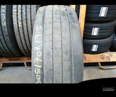 1 GOMME USATE ESTIVO 305/70 R 19.5 - TP68057 - 2