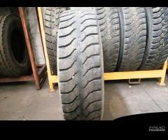 1 GOMME USATE ESTIVO 13.00 R 22.5 - TP427048