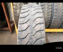 1 GOMME USATE ESTIVO 13.00 R 22.5 - TP427048