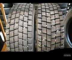 2 GOMME USATE ESTIVO 315/70 R 22.5 - TP999031