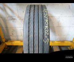 1 GOMME USATE ESTIVO 275/70 R 22.5 - TP611033 - 2