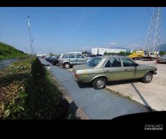 Auto d'epoca MERCEDES 240