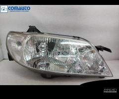 Faro ant dx MAZDA 323 '00