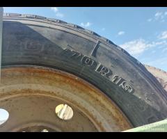 GOMME 265-70R19.5