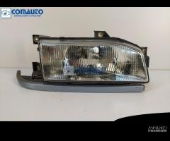 Faro ant dx HYUNDAI PONY '89