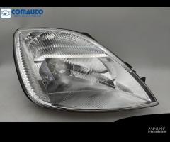 Faro ant dx FORD FIESTA V '02