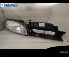 Faro ant dx FORD MONDEO I '93