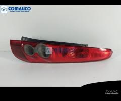 Fanale post dx FORD FIESTA V '05