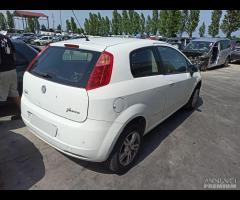 Ricambi usati FIAT GRANDE PUNTO 1.4 BENZ- 350A1000