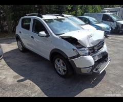 Ricambi DACIA SANDERO STEPWAY 900 BENZINA - H4BB4