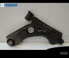 Trapezio dx FIAT DOBLO '09 - 1