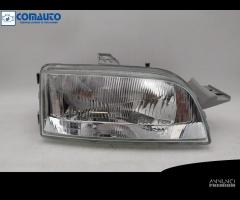 Faro ant dx FIAT PUNTO '93