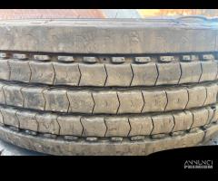 2 GOMME USATE ESTIVO 225/75 R 17.5 - TP157019