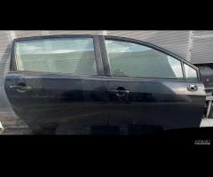 TOYOTA COROLLA VERSO PORTA ANT E POST DX E SX '02\u003e