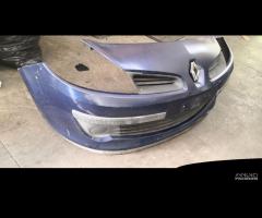 RENAULT CLIO PARAURTI ANT 04-08