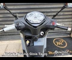 Sym HD 300 ABS TC E5 Grigio Nuvola Motor's Passion - 11