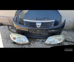 Pezzi muso Dacia Sandero 2008-2012