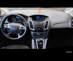 Ford Focus Anno 2011 | SOLO PER RICAMBI - 9