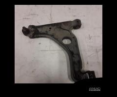 BRACCIO OSCILLANTE ANTERIORE SINISTRO OPEL Astra H