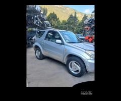 Ricambi Toyota Rav4 2° XA30 versione 2.0 D 2002 - 4