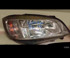 FARO ANTERIORE SINISTRO OPEL Zafira A (99\u003e05)