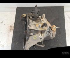 Cambio manuale Peugeot 206 1.9 Diesel del 1999 - 7