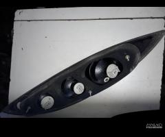 STOP FANALE POSTERIORE DESTRO FORD Puma Serie (97\u003e - 2