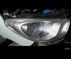 FARO ANTERIORE SINISTRO HYUNDAI i10 2Â° Serie G4HG