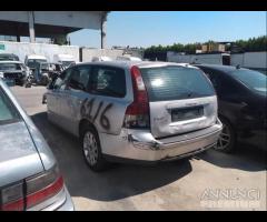 Volvo V50 SW 2005 Demolita - Per Ricambi