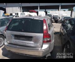 Volvo V50 SW 2005 Demolita - Per Ricambi