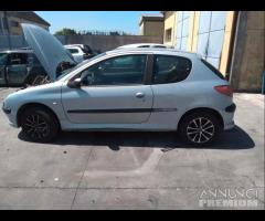 Peugeot 206 1.4 HDI Demolita - Per Ricambi