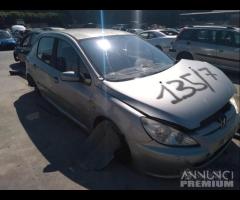 Peugeot 307 HDI 5 Porte Demolita - Per Ricambi