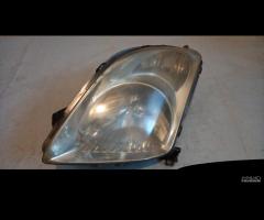 FARO ANTERIORE SX, DX SUZUKI SWIFT 2004