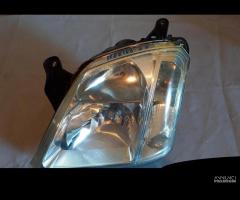 FARO ANTERIORE DX, SX OPEL MERIVA 2003-2006 - 2